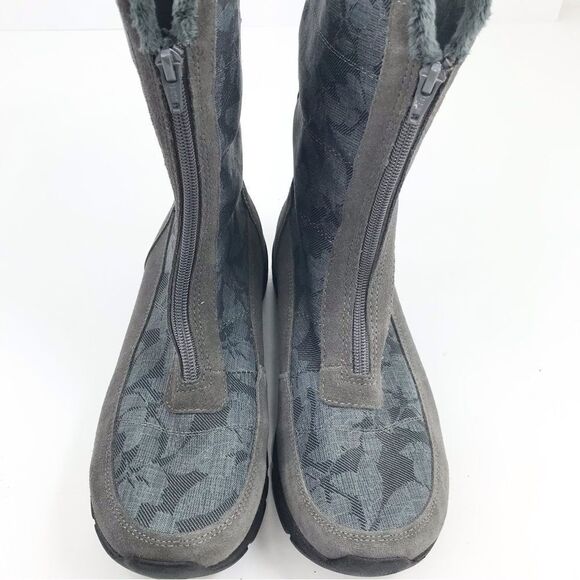 Land’s End Gray Suede Floral Canvas Front Zip Faux Fur Lined Thermolite Boot NEW - Picture 2 of 16